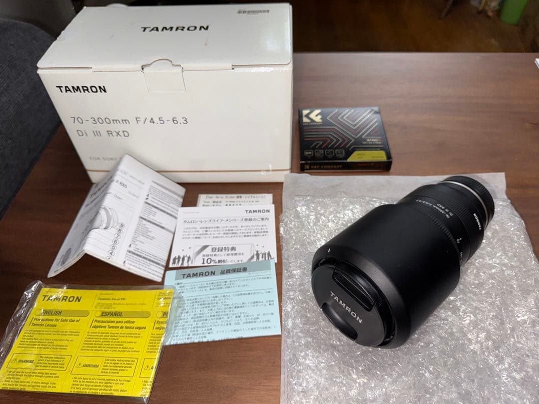 レンズ(ズーム) TAMRON 70-300mm F/4.5-6.3 DI III RXD