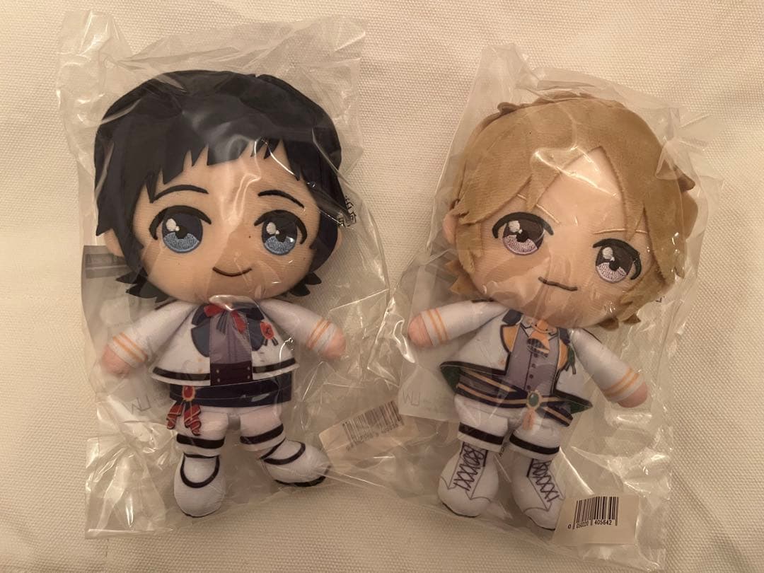 lip×lip　ぬいぐるみ　ヒロインたるもの ヒロインたるもの！」唇に指を添えるLIP×LIPにキュン♪ オンラインくじ