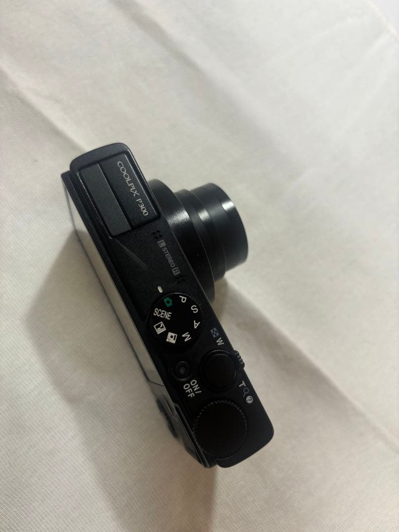 Nikon ニコン COOLPIX P300 ジャンク 液晶画面 黄ばみあり - メルカリ