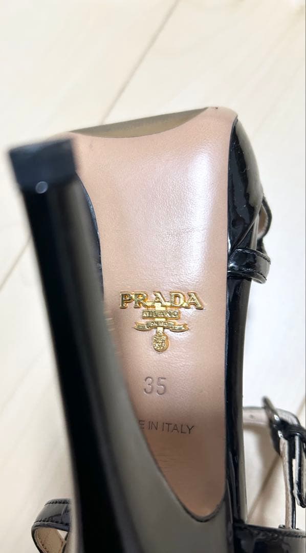 美品♡】プラダ 22 パンプス エナメル ブラック ビジュー 箱 保存袋