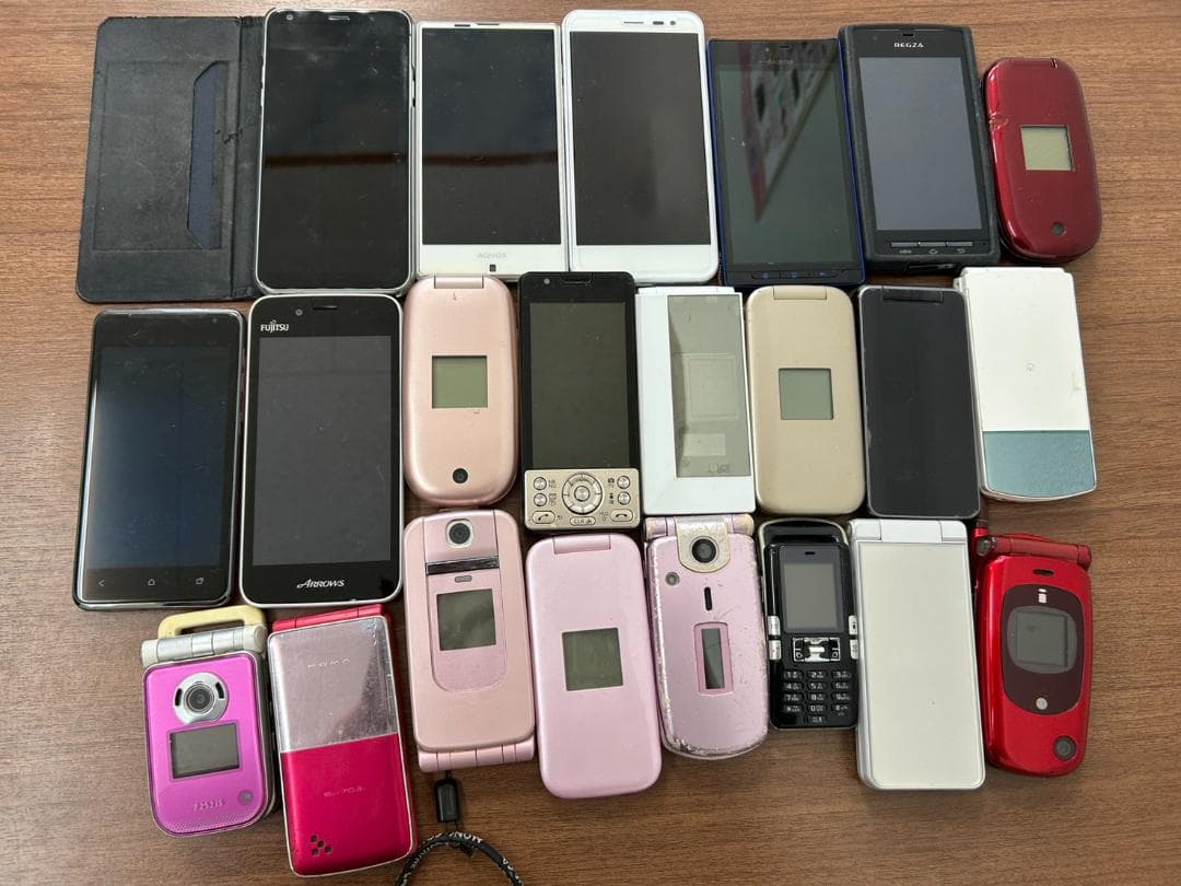 【C】✧ガラケー・スマホ おまとめ 22台まとめ ジャンク✧ 2026年最新】Yahoo!オークション -ジャンク ガラケーの中古品・新品