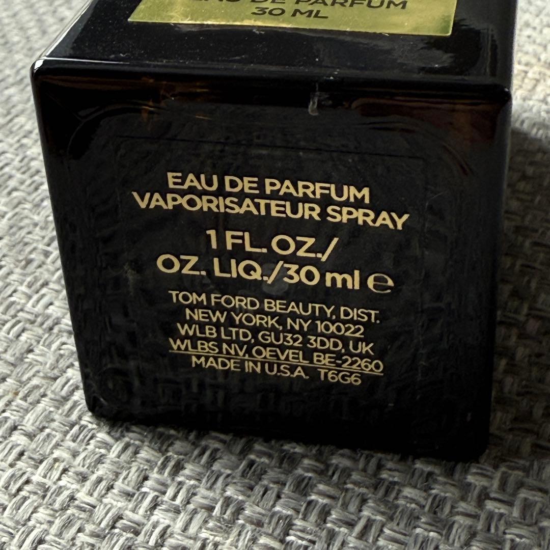 TOM FORD タバコバニラ 30ml 残り8割程 - メルカリ