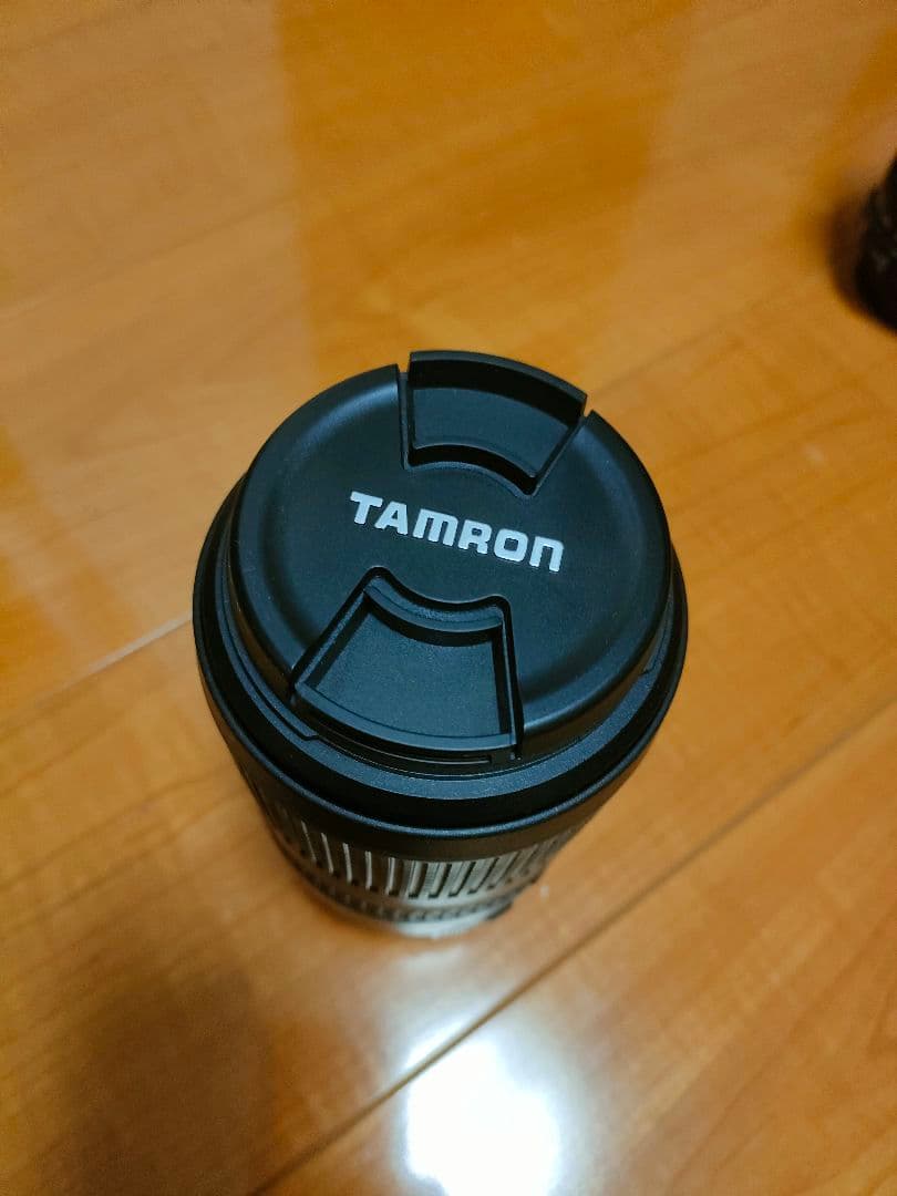 未使用TAMRON SP70-300F/4-5.6 DiVCUSD NikonF