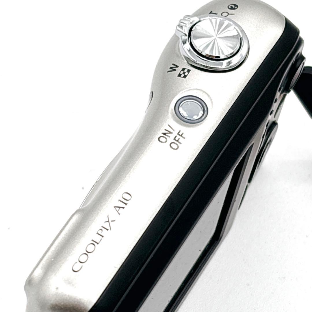 Nikon COOLPIX A10 シルバー 動作確認済 ストラップ付 単三式