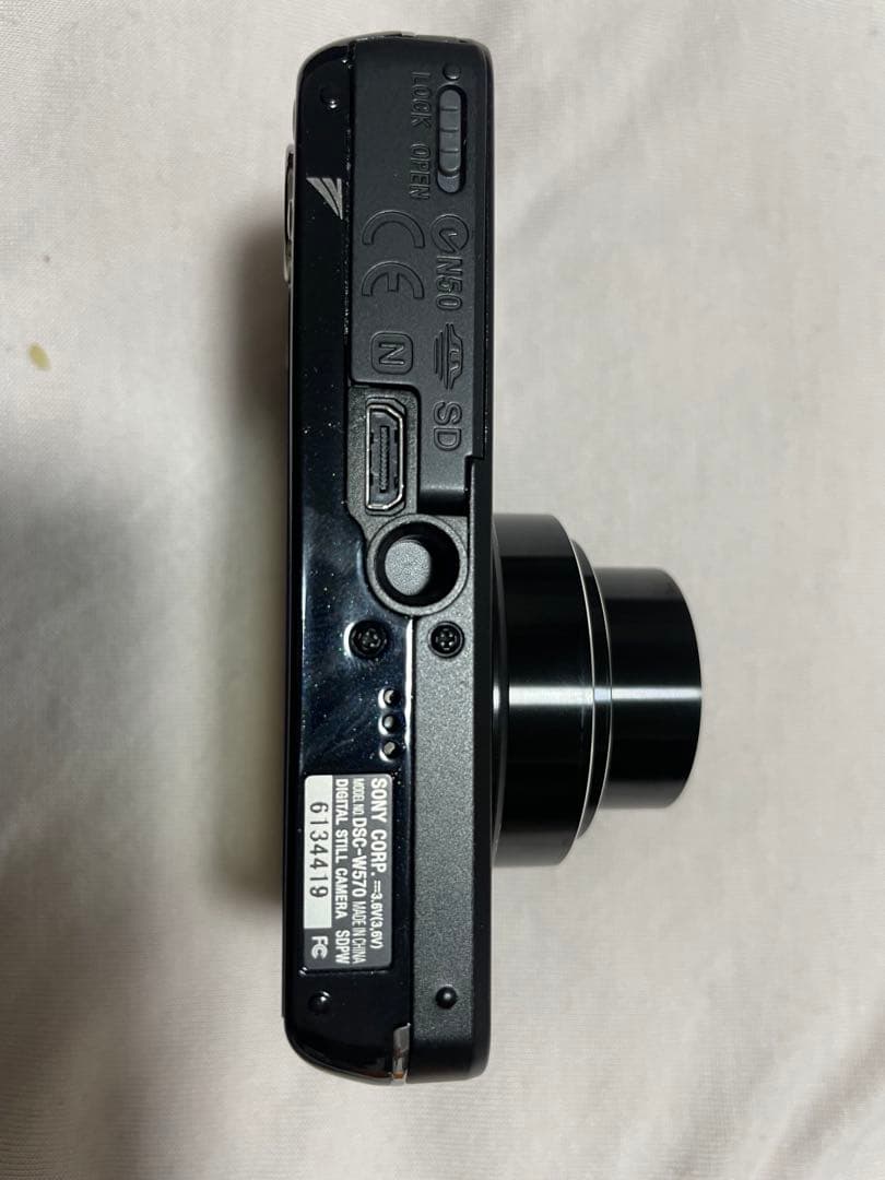 デジタルカメラ SONY Cyber-shot DSC-WX70 16.1MP