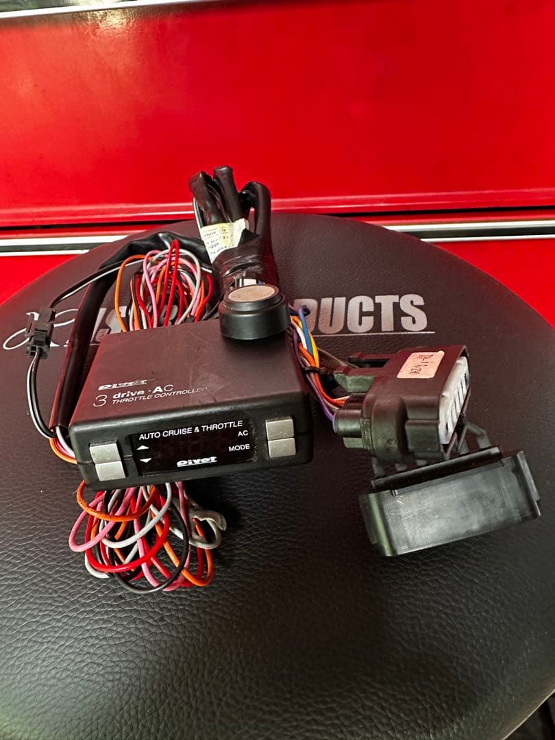 PIVOTスロットルコントローラー　3-Drive AC Amazon | PIVOT ( ピボット ) スロコン 3-drive・AC THA【オート