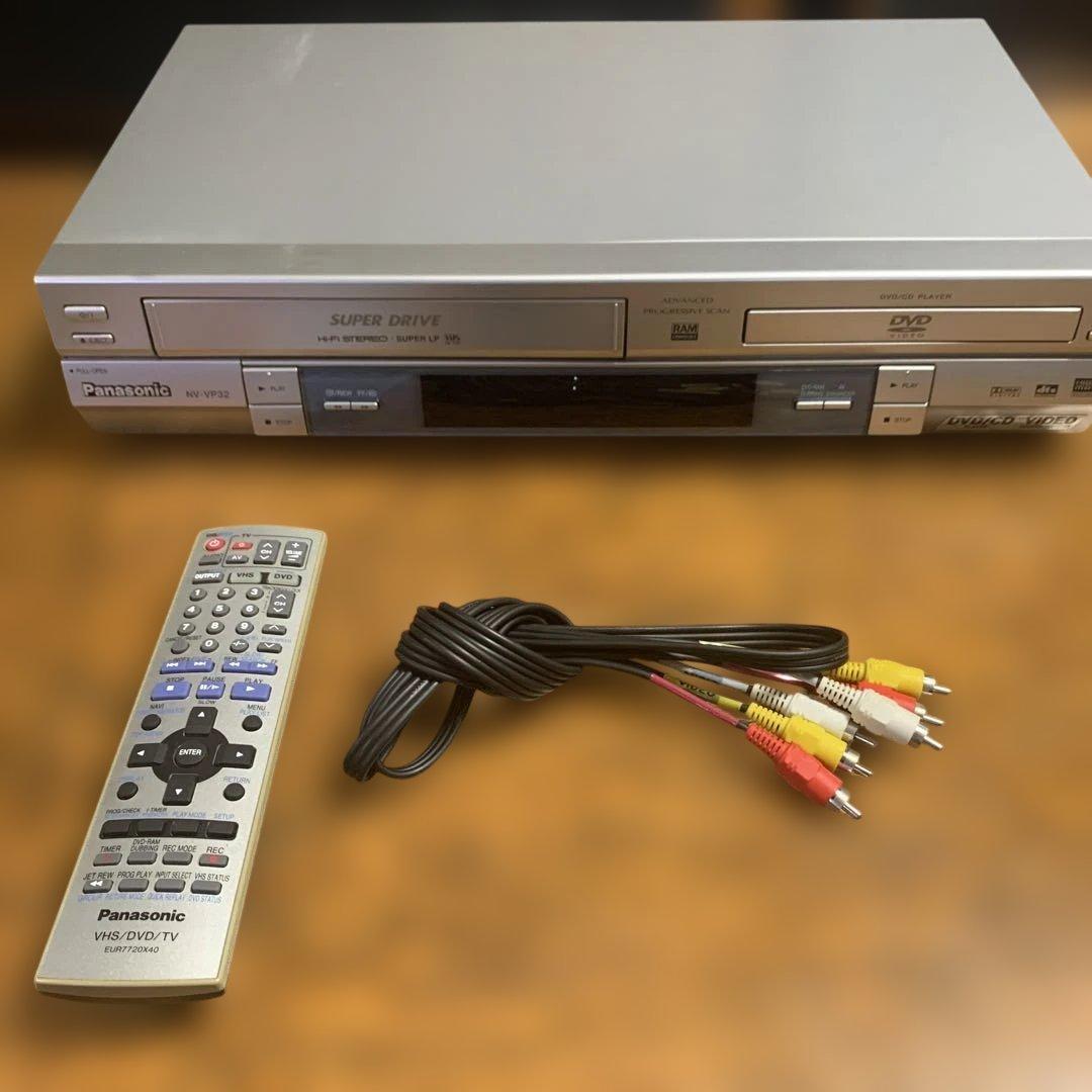 Panasonic NV-VP32 VHSデッキ&DVD(EVR7720X40) - メルカリ