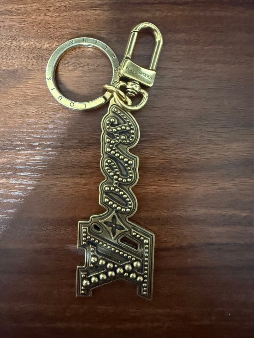 Louis Vuitton M01755 キーホルダー・LV バーズ スタッズ LOUIS VUITTON（ルイ・ヴィトン） 並行輸入 キーホルダー Louis