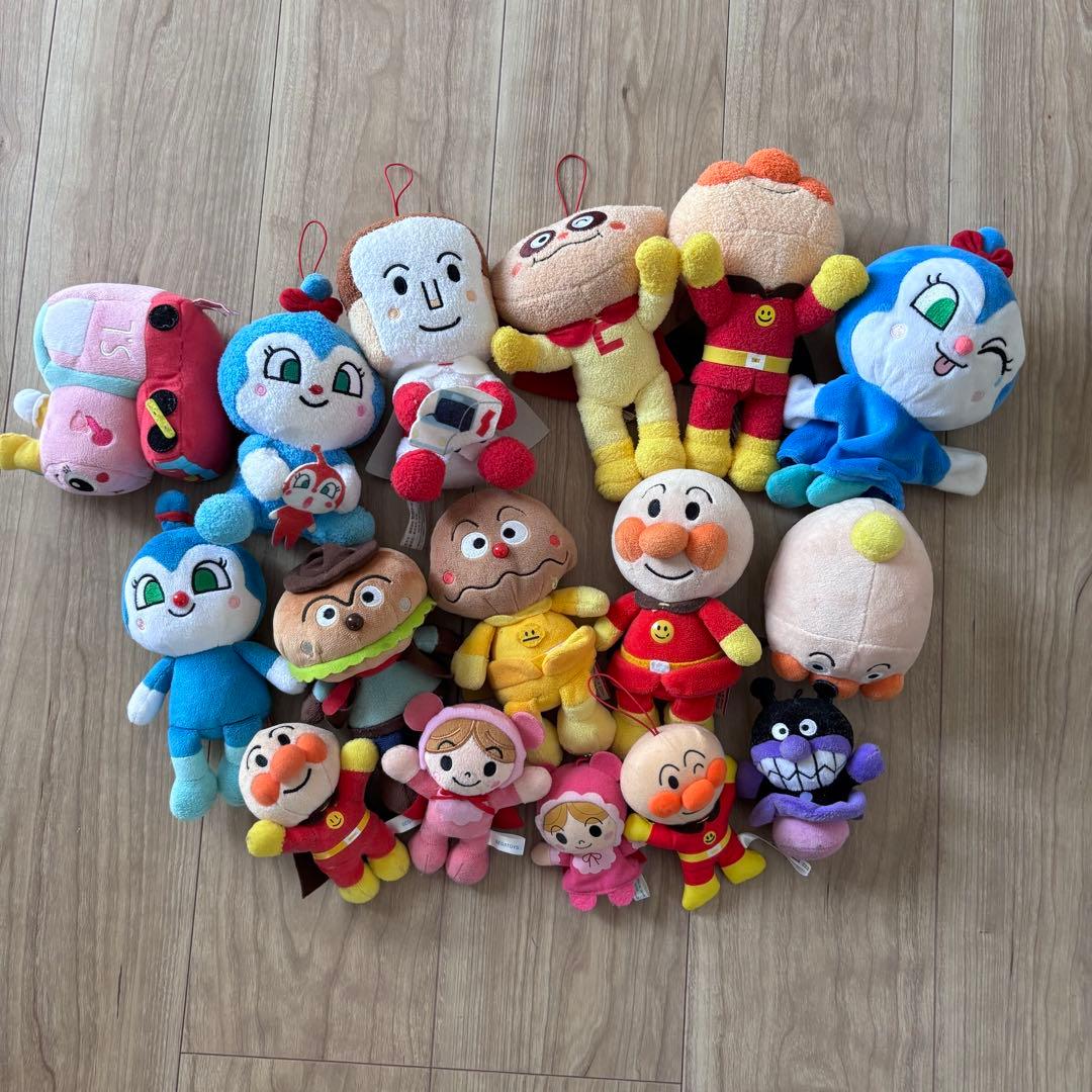 アンパンマン ぬいぐるみ 26体セット ぷりちぃピーンズ - メルカリ