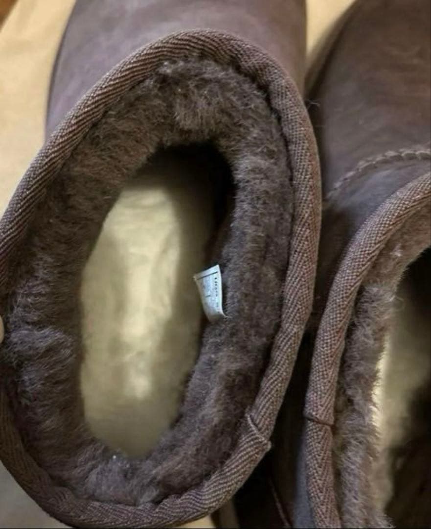 UGG ウルトラミニ バーントシダー 26cm ブラウン 定価24,200円 - メルカリ