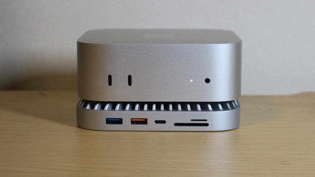 Apple Mac mini M4 / RayCue USB-C拡張ハブ Amazon.com: 40Gbps Aluminum Hub & Stand for New M4/M4 Pro Mac mini