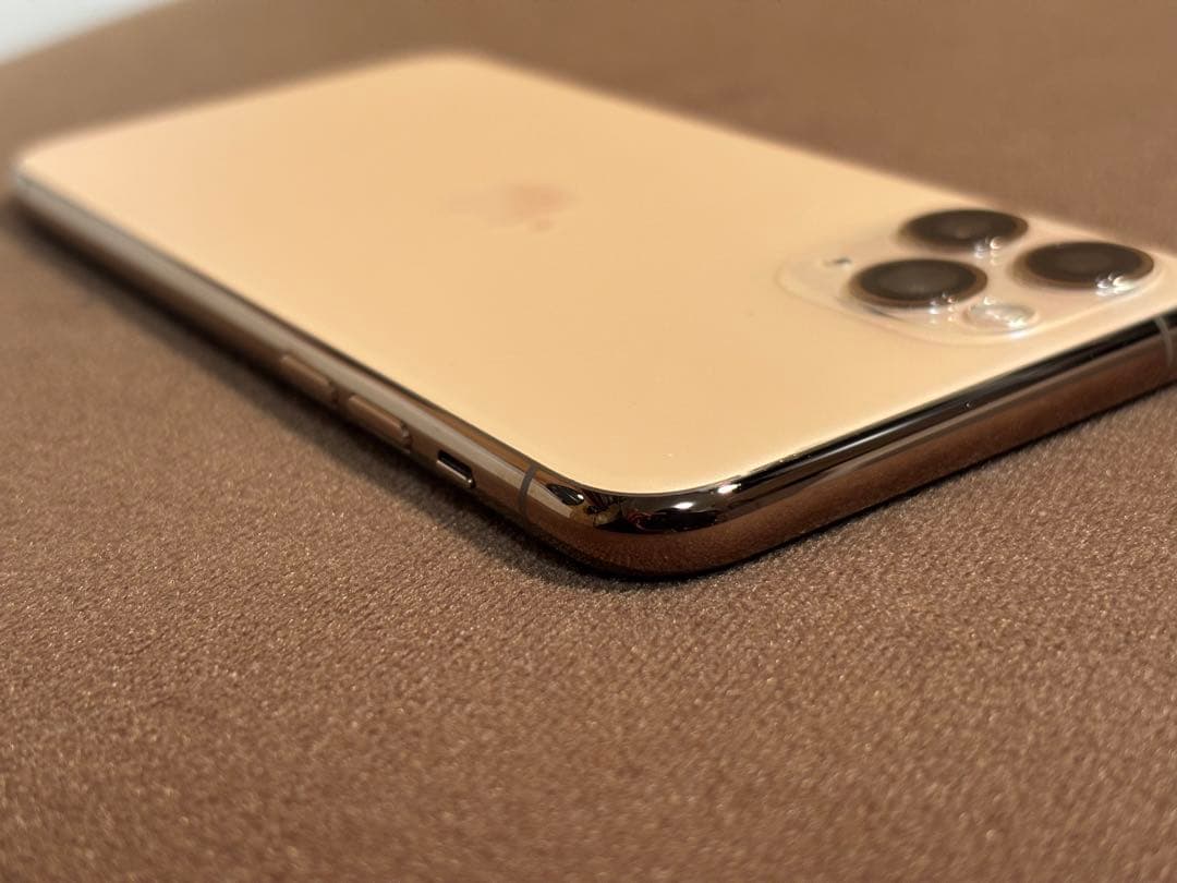 美品】iPhone 11 Pro 64GB ゴールド SIMフリー - メルカリ