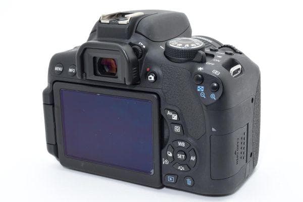 キャノン Canon EOS Kiss X8i レンズキット《S数11598回》