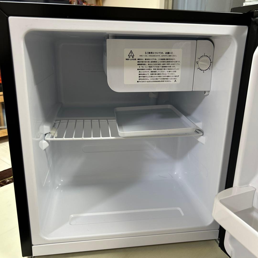 24年式 冷蔵庫 ほぼ新品 吉井電気製 一人暮らし 小型