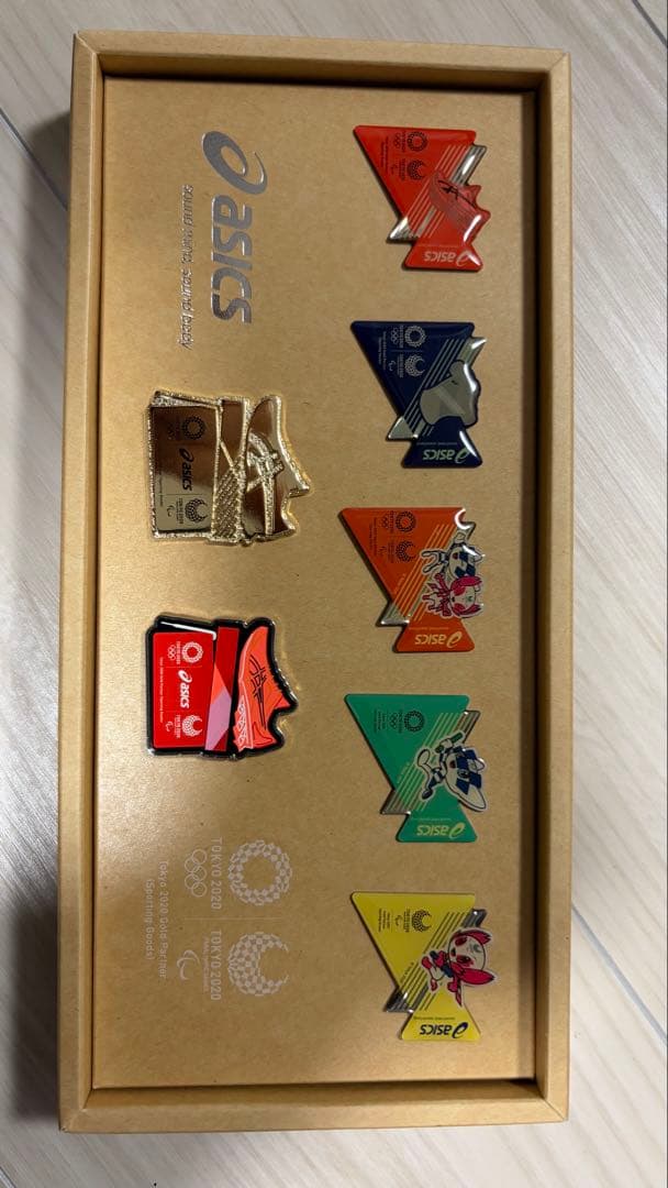 新品】激レア東京2020オリンピック・パラリンピック公式ピンバッジ