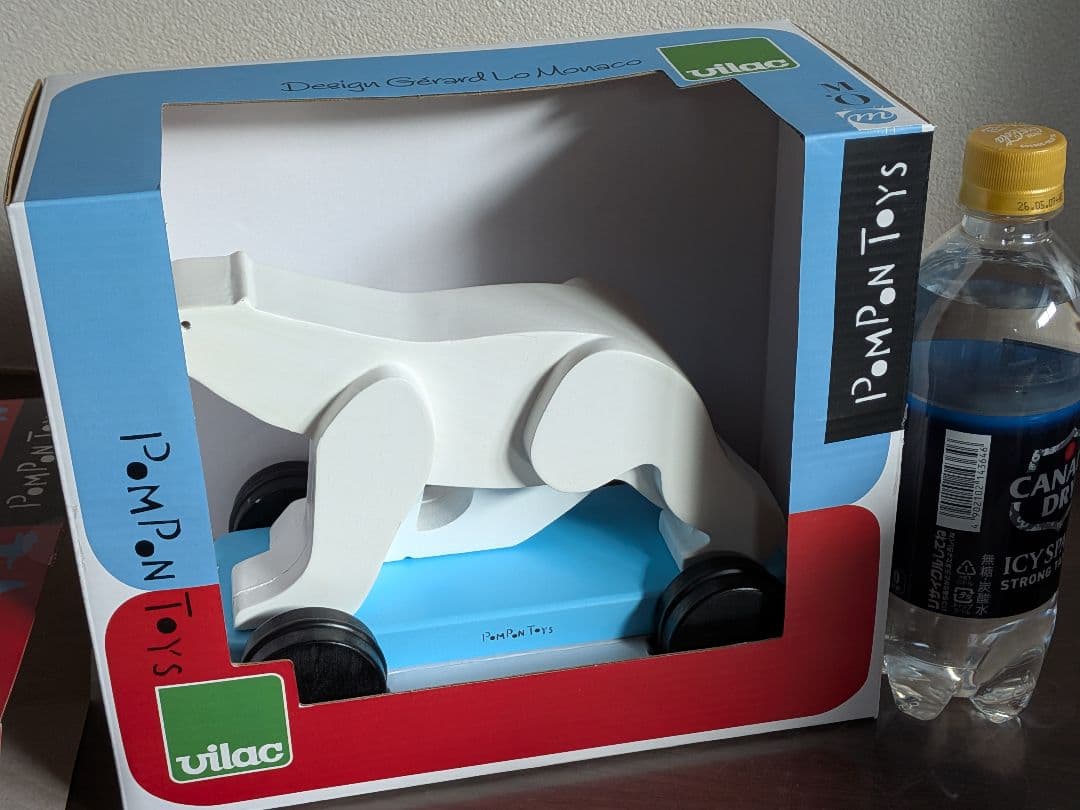 新品だけど少し傷ありオルセー美術館 ポンポン 木製おもちゃ シロクマ