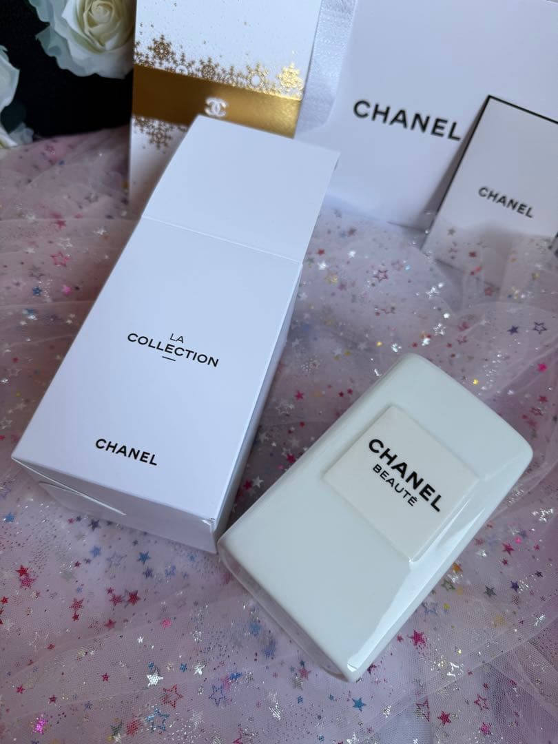 レアシャネル　ノベルティ　非売品　ブラシスタンド/ペン立て/花瓶 CHANEL - 美品 シャネル ロゴ ノベルティ ブラシスタンド ペン立て