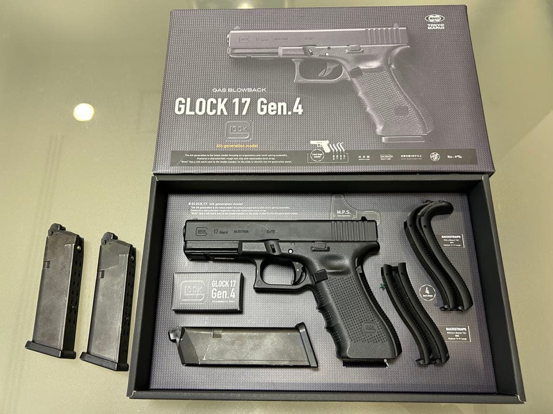 東京マルイ グロック17 gen4 スペアマガジン付 Amazon | 東京マルイ(TOKYO MARUI) No.14 エアーハンドガン グロック17