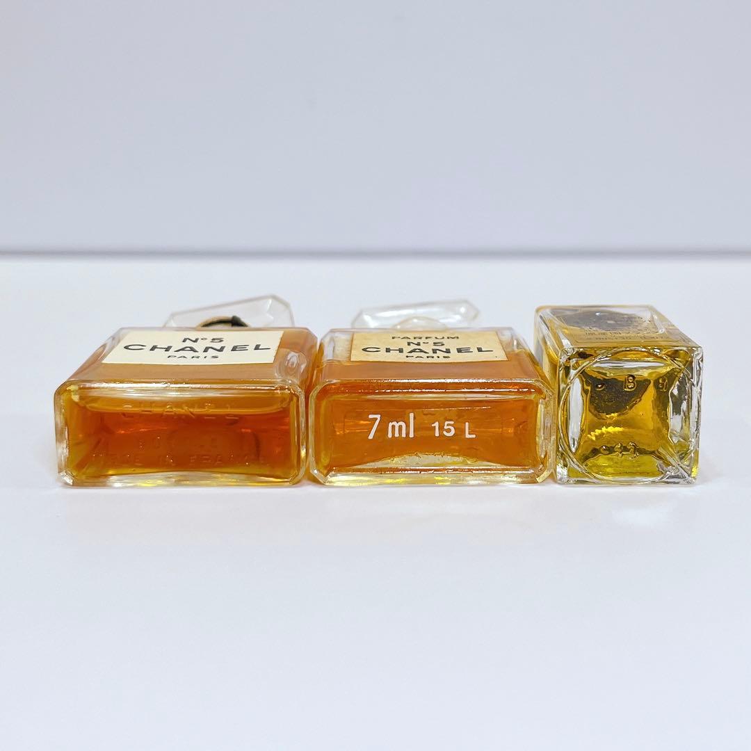 CHANEL シャネル N°5 ミニ香水 セット - メルカリ