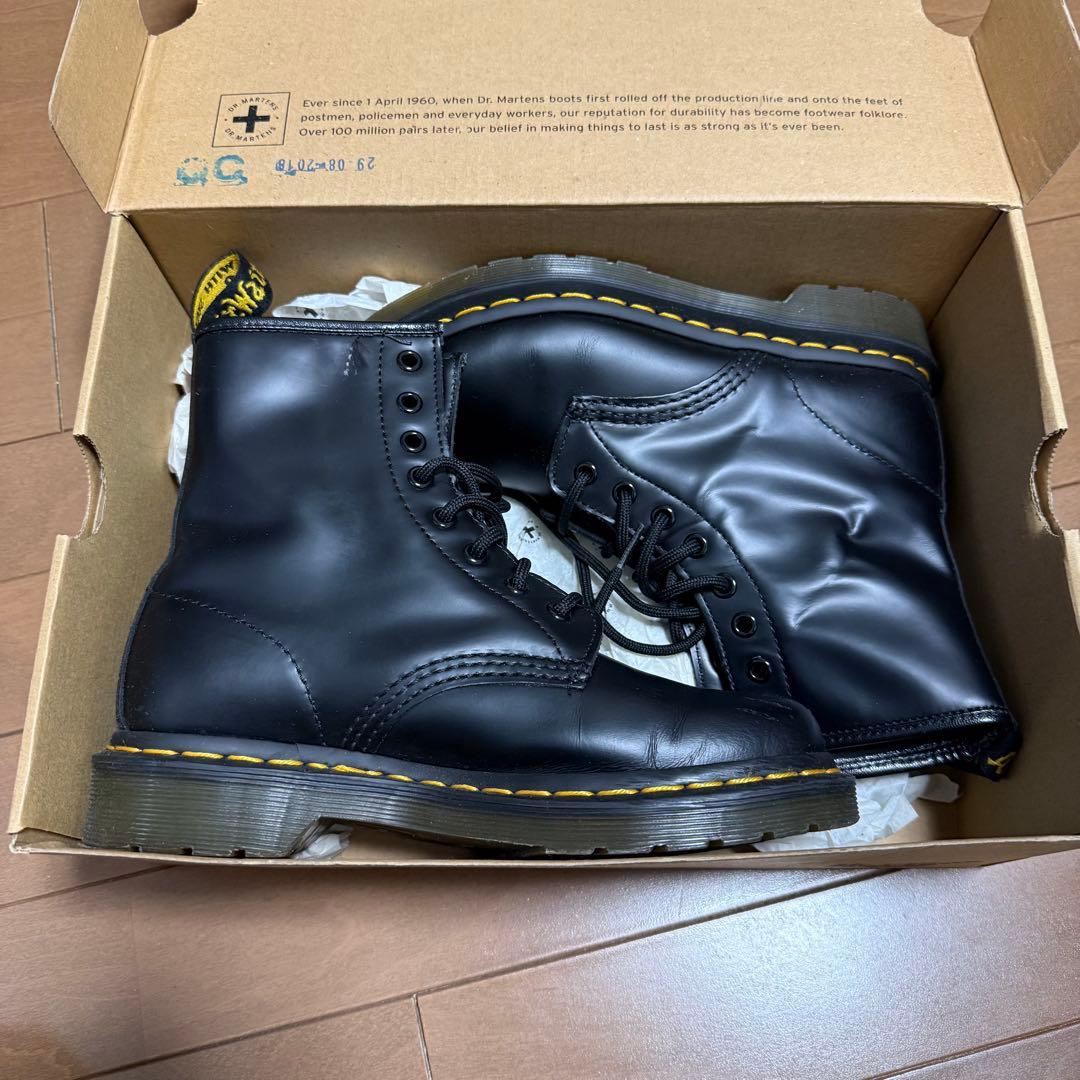 Dr. Martens ブラックレザー 8ホールブーツ　23.0cm