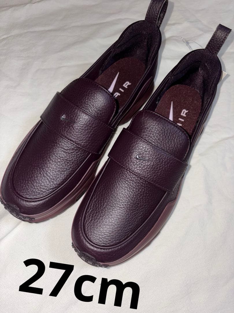 靴 Nike Air Max Phenomena \"Burgundy Crush\" Nike's Phenomena Hybrid Loafer is Running the Office in Burgundy