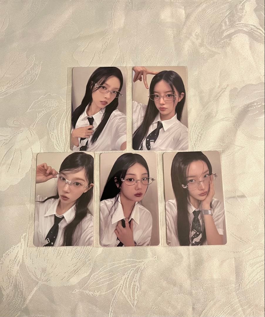 ILLIT 時よ止まれ weverse 来日記念 ラキドロ トレカ　5種セット ILLIT イロハ 時よ止まれ 来日記念 weverse ラキドロ トレカ - メルカリ