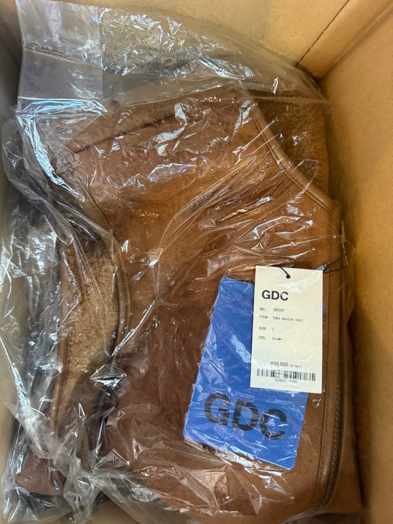 L GDC Vegan Mouton Vest