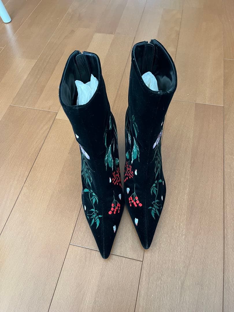 mamekurogouchi /2018-2019AW/ 刺繍ベルベットブーツ