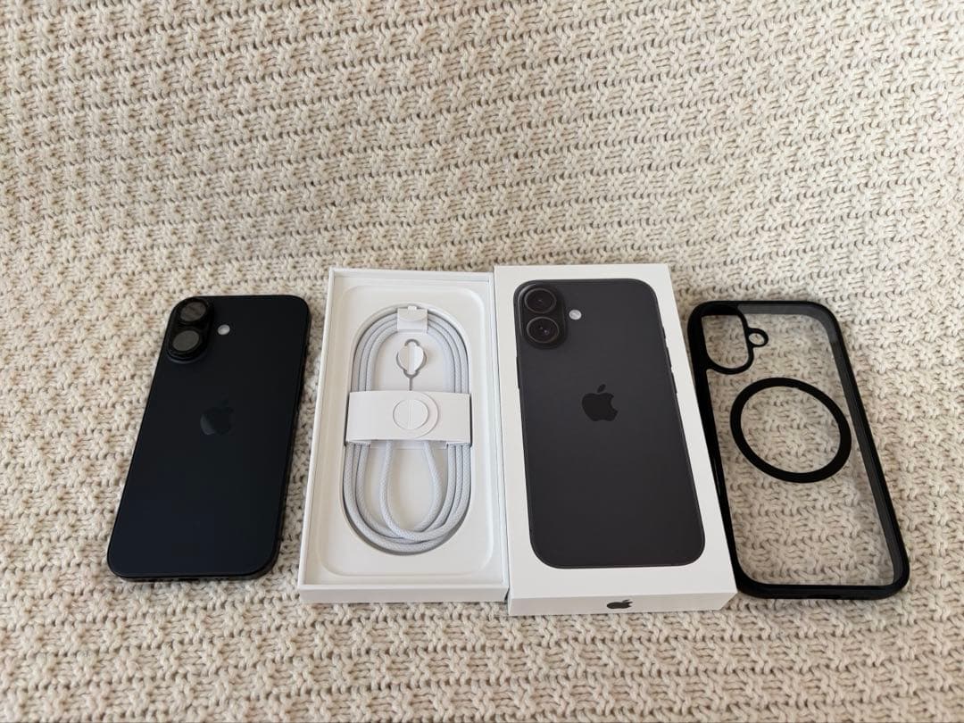 iPhone16 本体　128GB ブラック iPhone ☆Apple国内正規SIMフリー iPhone16 128GB ブラック MYDQ3J/A