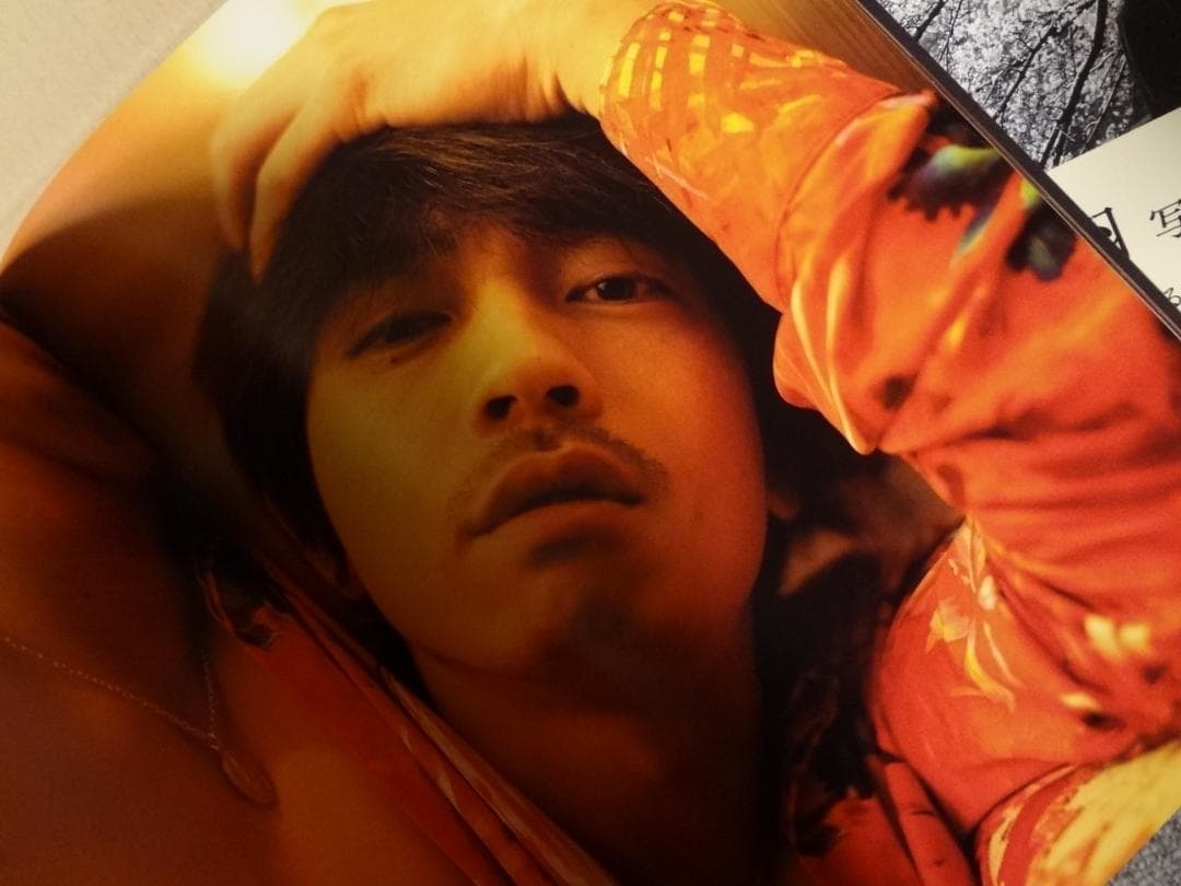 直筆サイン入り本○青柳翔 写真集2巻セット - メルカリ