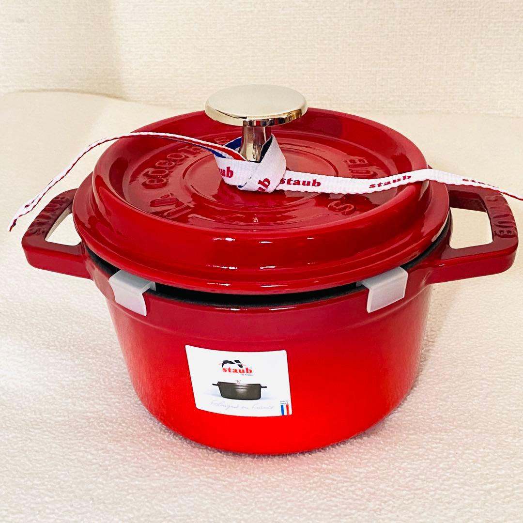 えむこstaubストウブ ココット ラウンド チェリー　14cm Amazon.co.jp: 【最大30日間お試し対象】 staub ストウブ 「 ピコ