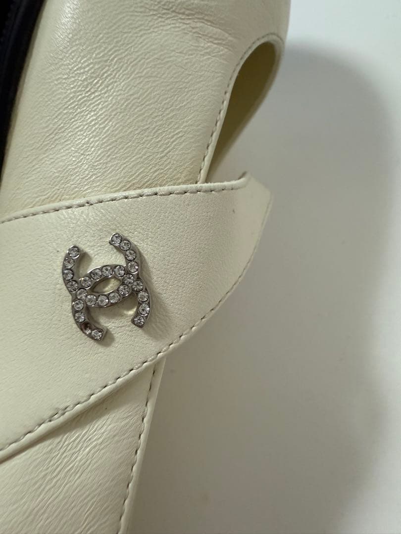 シャネル メリージェーン バレリーナ フラットシューズ ホワイト