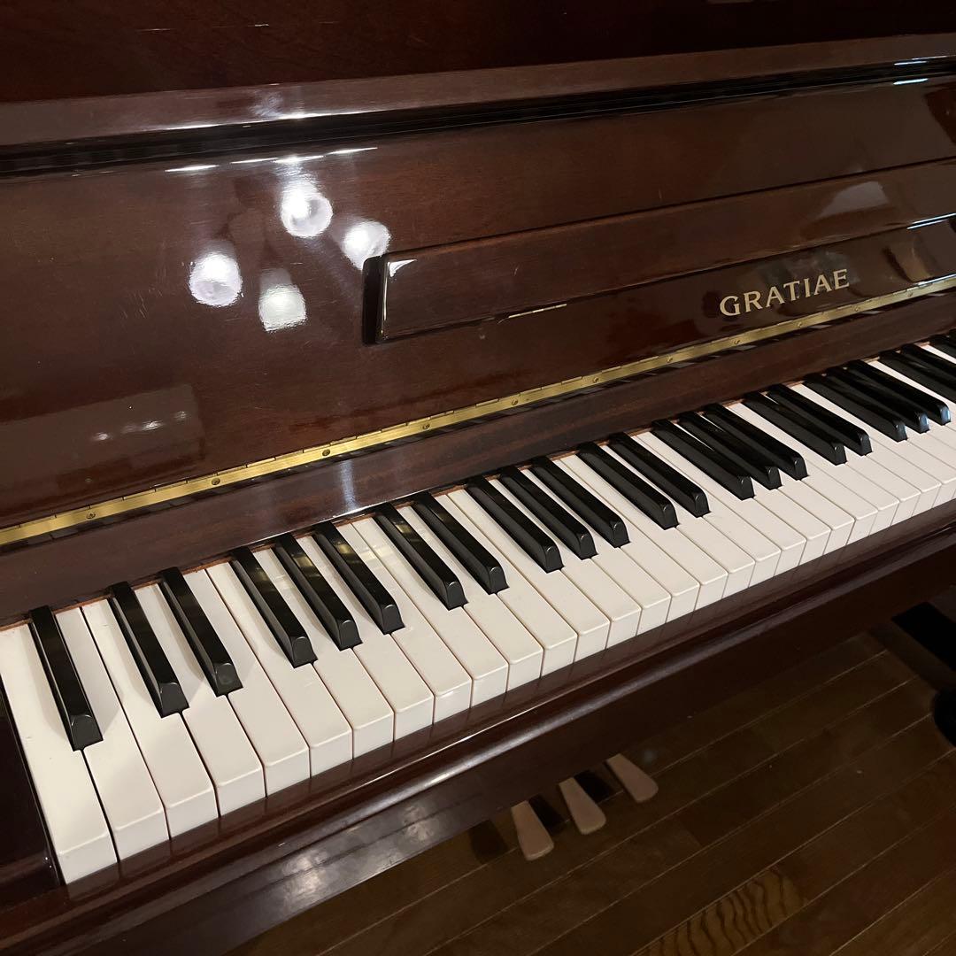 アップライトピアノ GRATIAE ダークブラウン - メルカリ