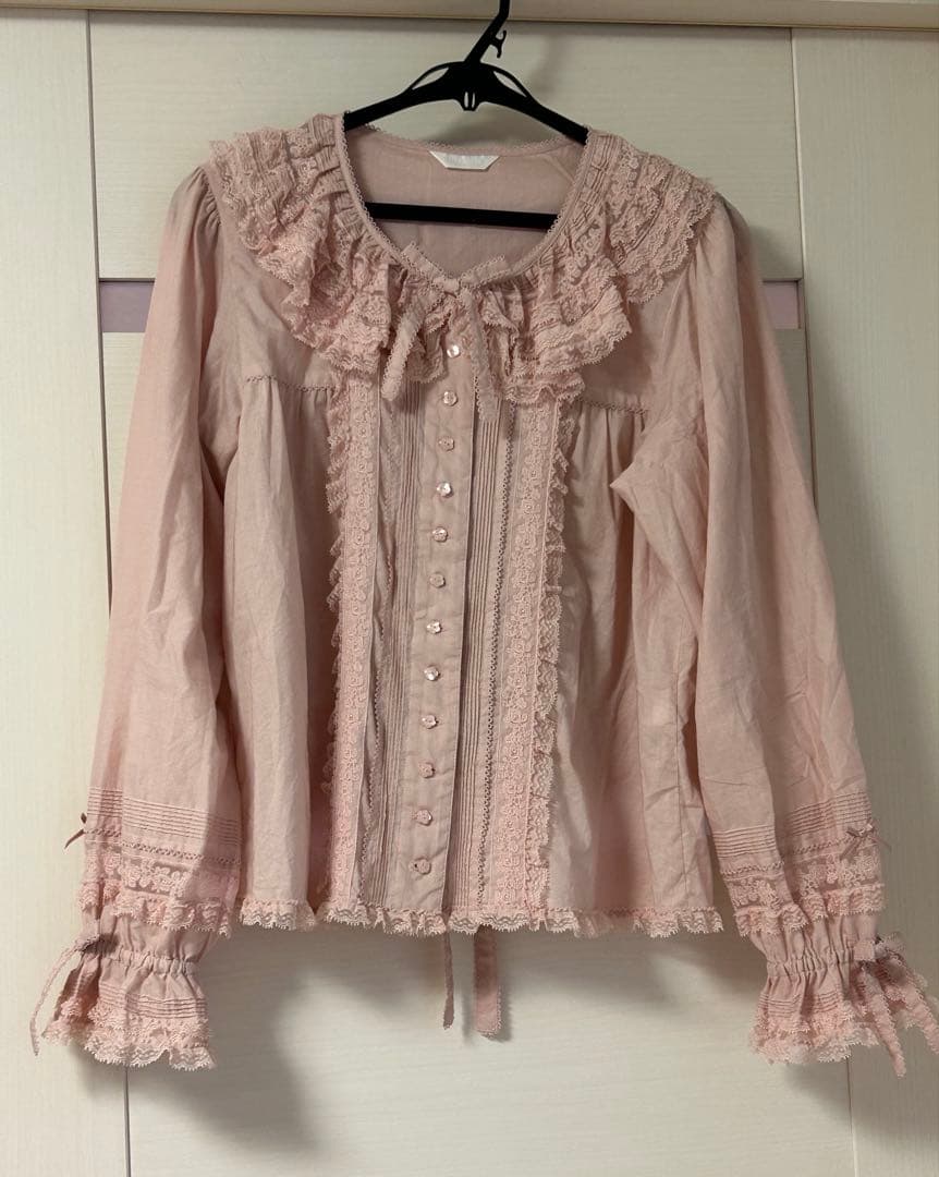 ピンクハウス 豪華なレースのブラウス レース使い襟付きブラウス｜ピンクハウスオフィシャルオンラインストア