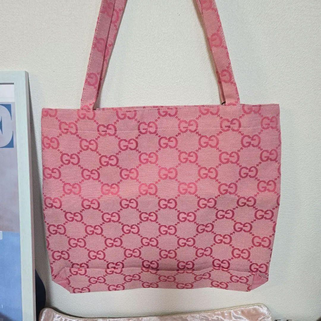 希少！1点のみ！GUCCI トートバッグ ノベルティ ピンク 大容量 - メルカリ