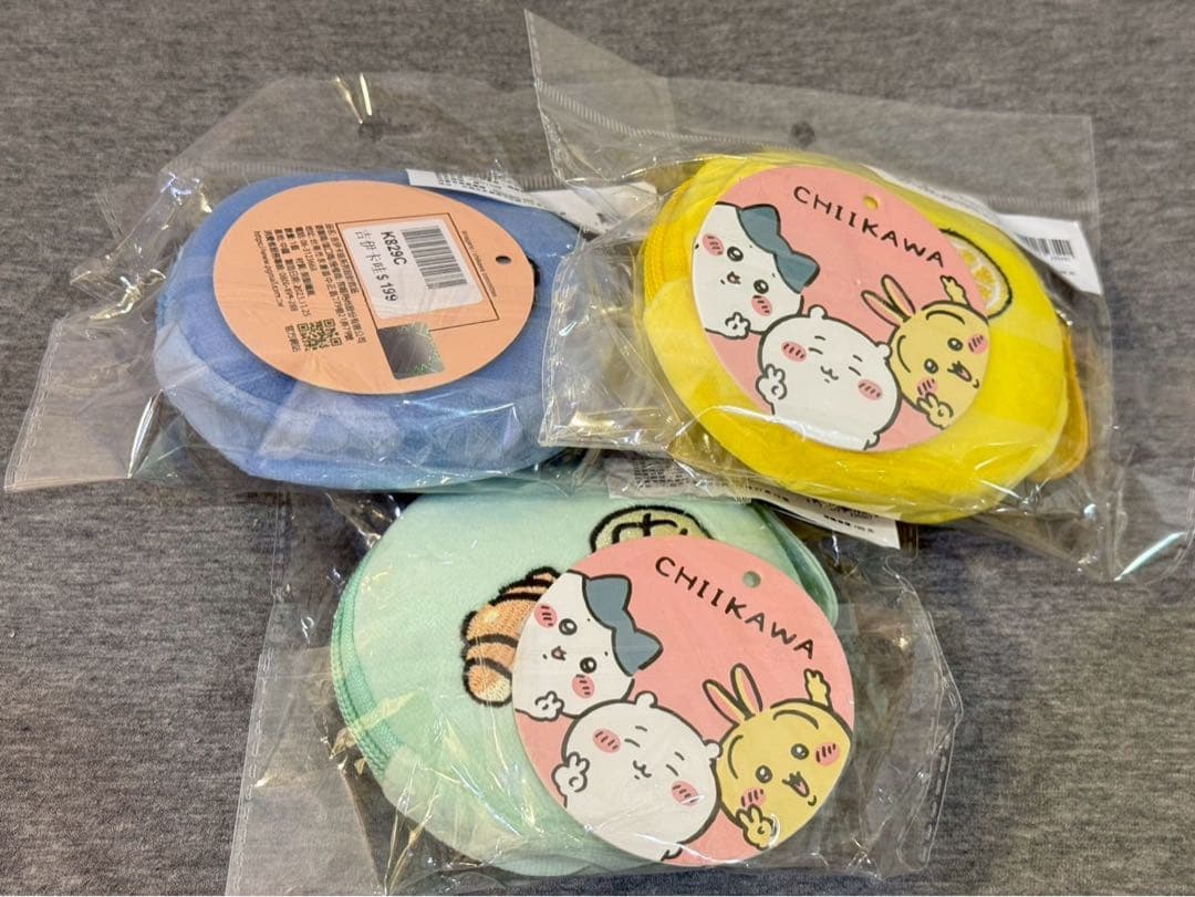 台湾限定 ちいかわ ぽっちゃり セブン ポーチ ちいかわ ハチワレ