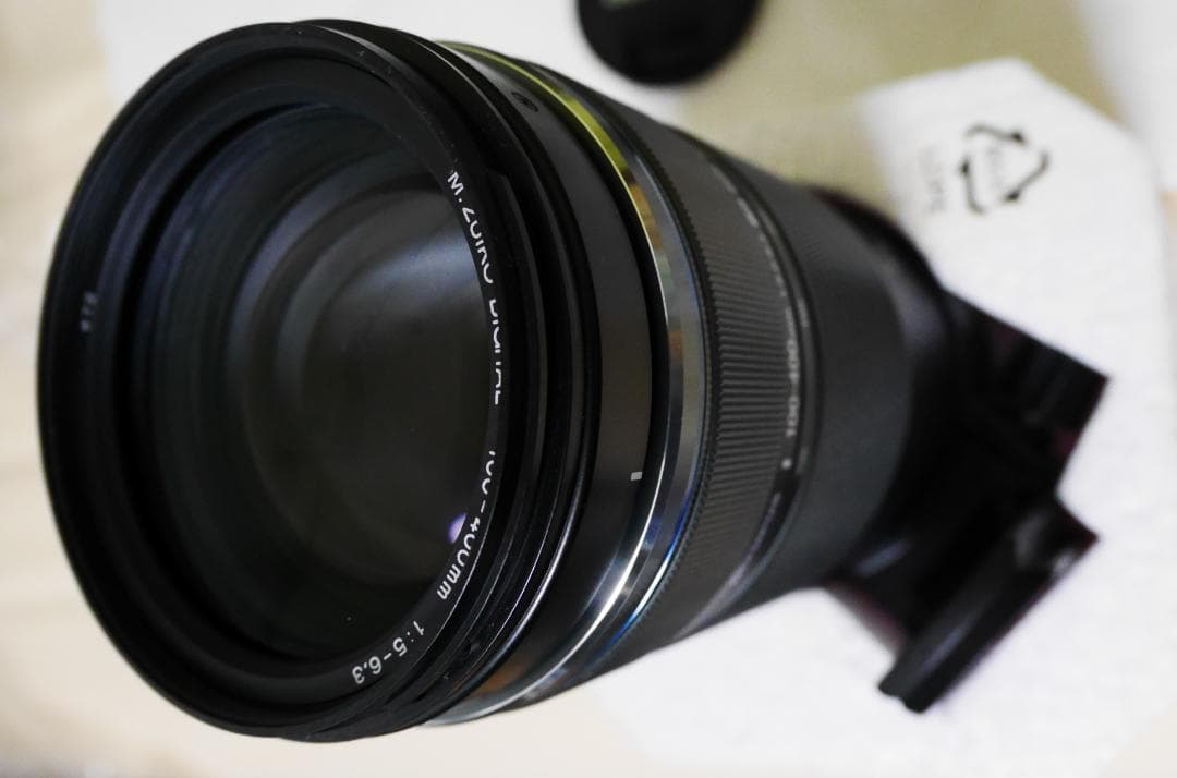 Olympus 100-400mm F5.0-6.3 ズームレンズ