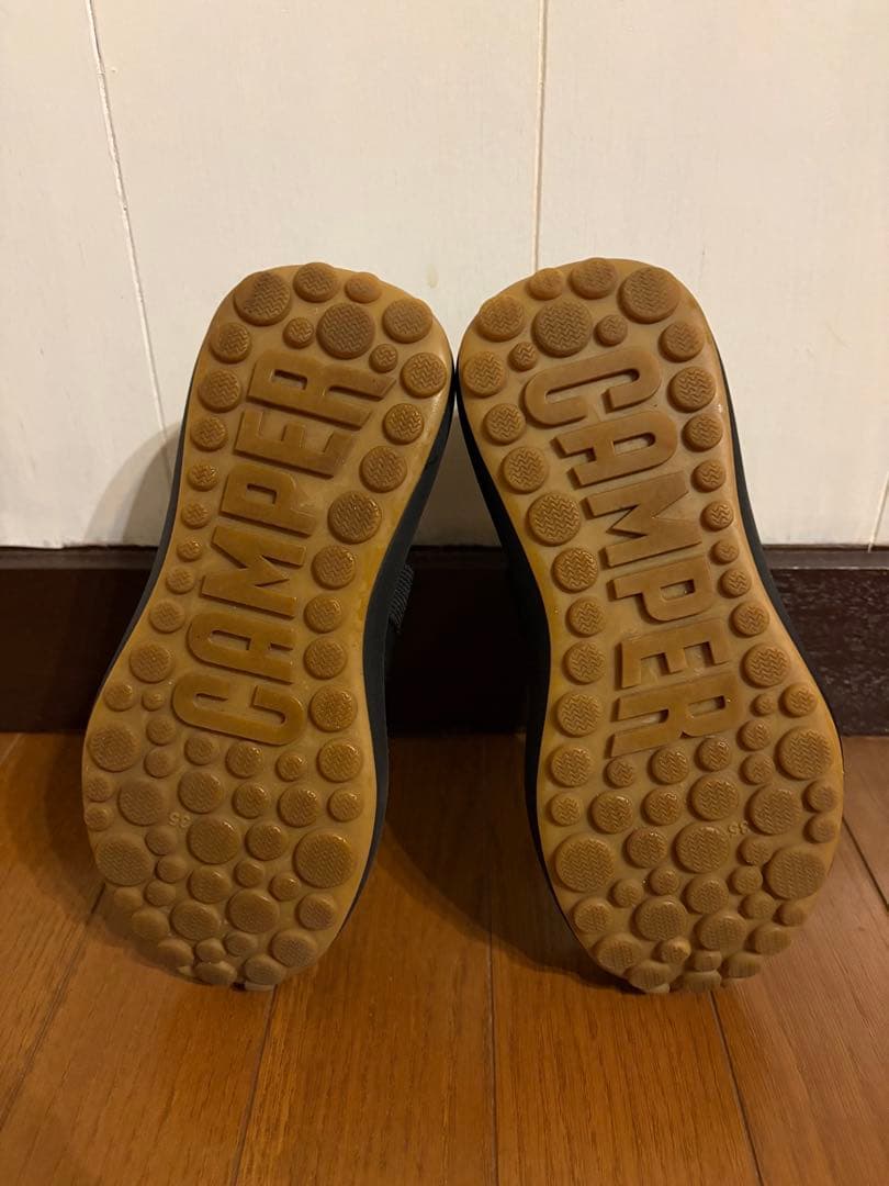週末セール！ 新作 CAMPER カンペール 黒 シューズ ペタローズアセンズ