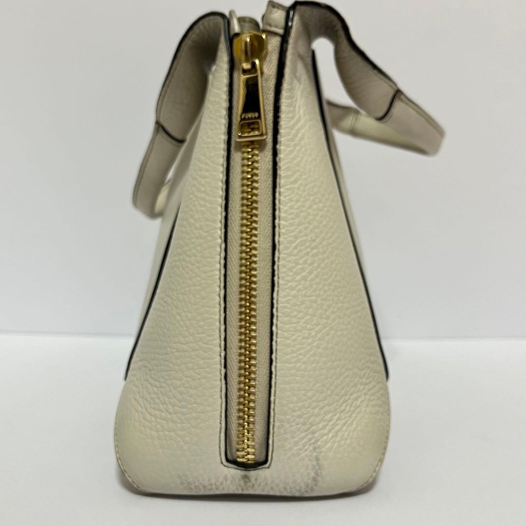 人気✨フルラ ジルダ 2way ショルダーバッグ レザー 現行ロゴ ホワイト