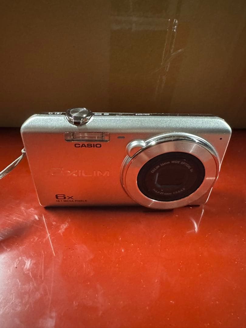 CASIO EXILIM コンパクトデジタルカメラ EX-Z900 動作未確認