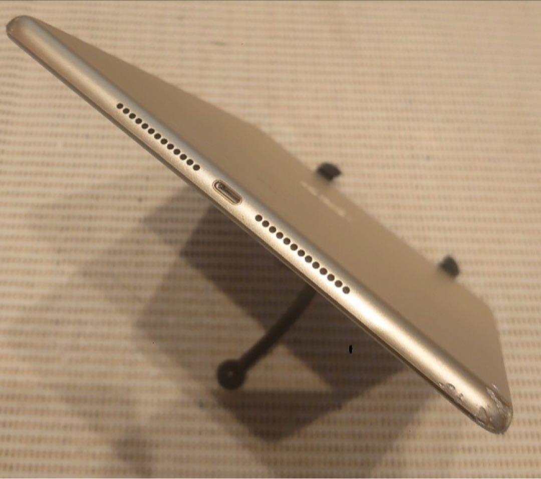 FNXXJ完動品SIMフリーiPad第5世代(A1823)本体32GB送料込 - メルカリ