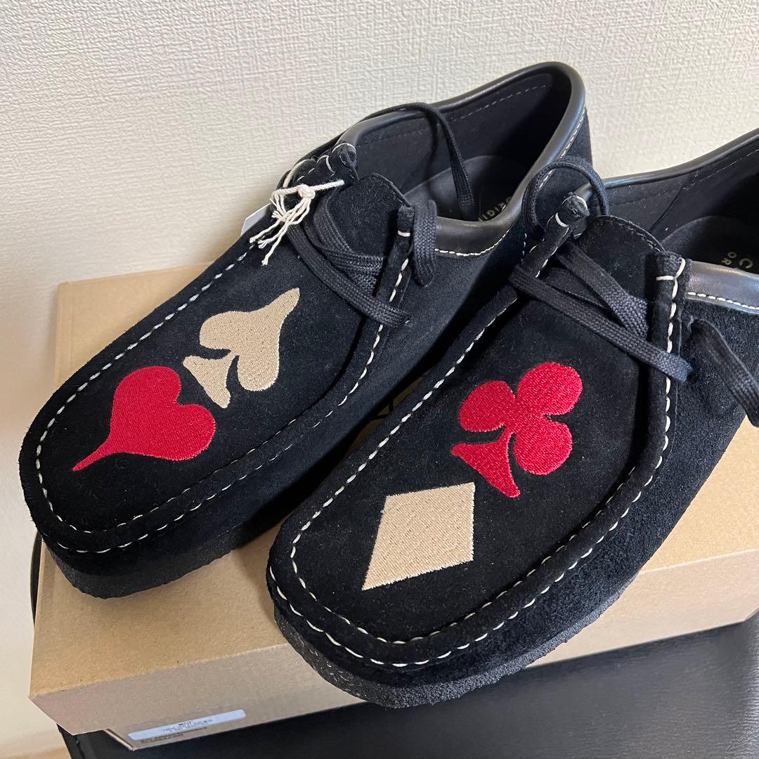 Stussy Clarks ワラビー トランプ 刺繍 ブラック ブーツ - メルカリ