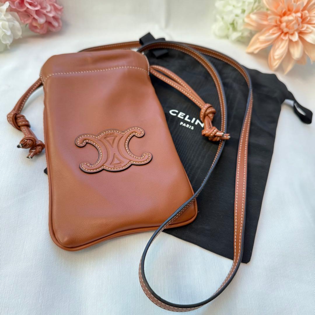 セリーヌ CELINE スマホショルダー トリンオフ モバイルポーチ - メルカリ
