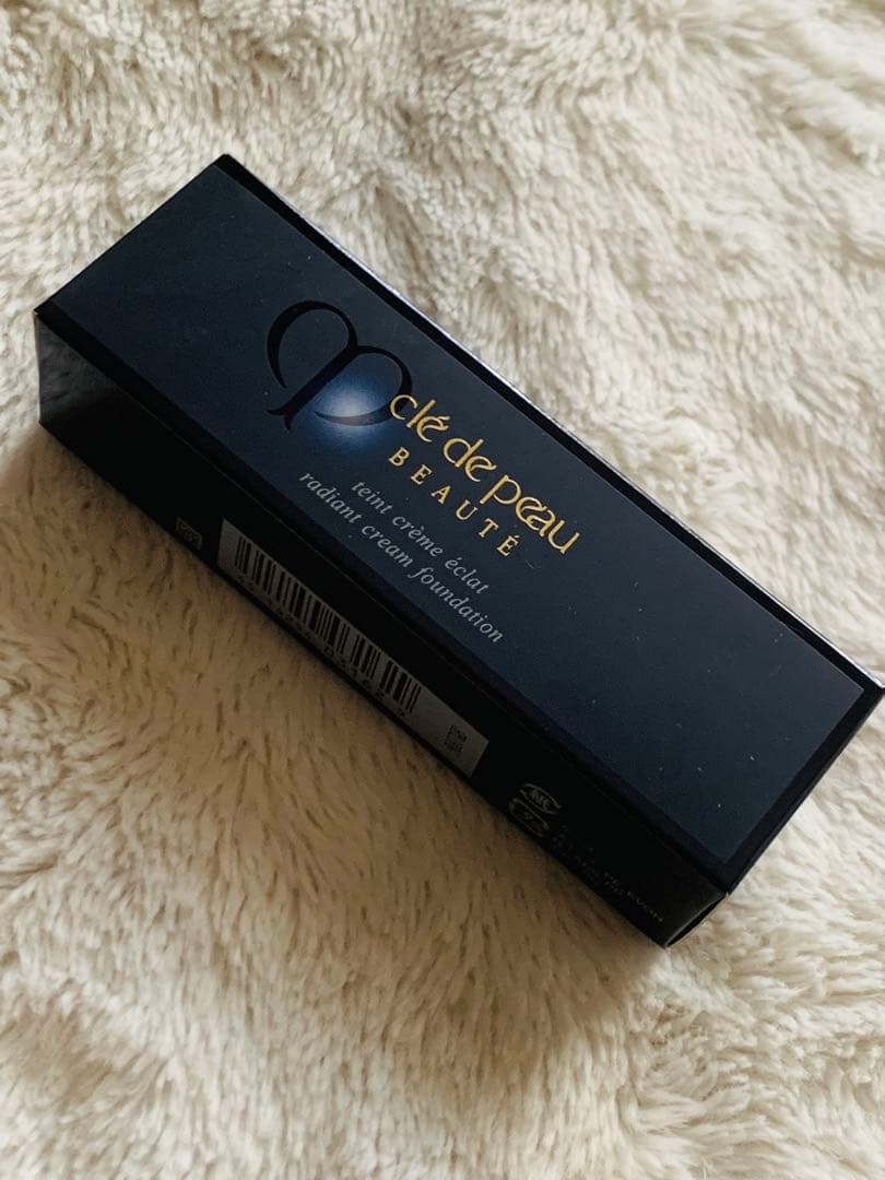 ❣️Cle de Peau BEAUTE　タンクレームエクラ【オークル20】 Amazon | 資生堂クレ・ド・ポーボーテ タンクレームエクラn 25g