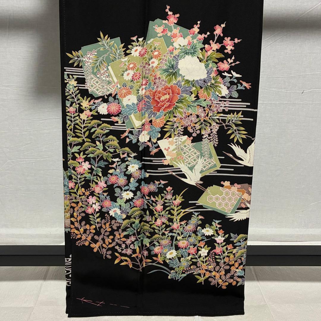D5 黒留袖 友禅 鶴 流水 花模様 正絹 着物 袷 しつけ糸未使用極美品 正絹黒留袖レンタルフルセット「流水鶴 刺繍」 | すべての商品