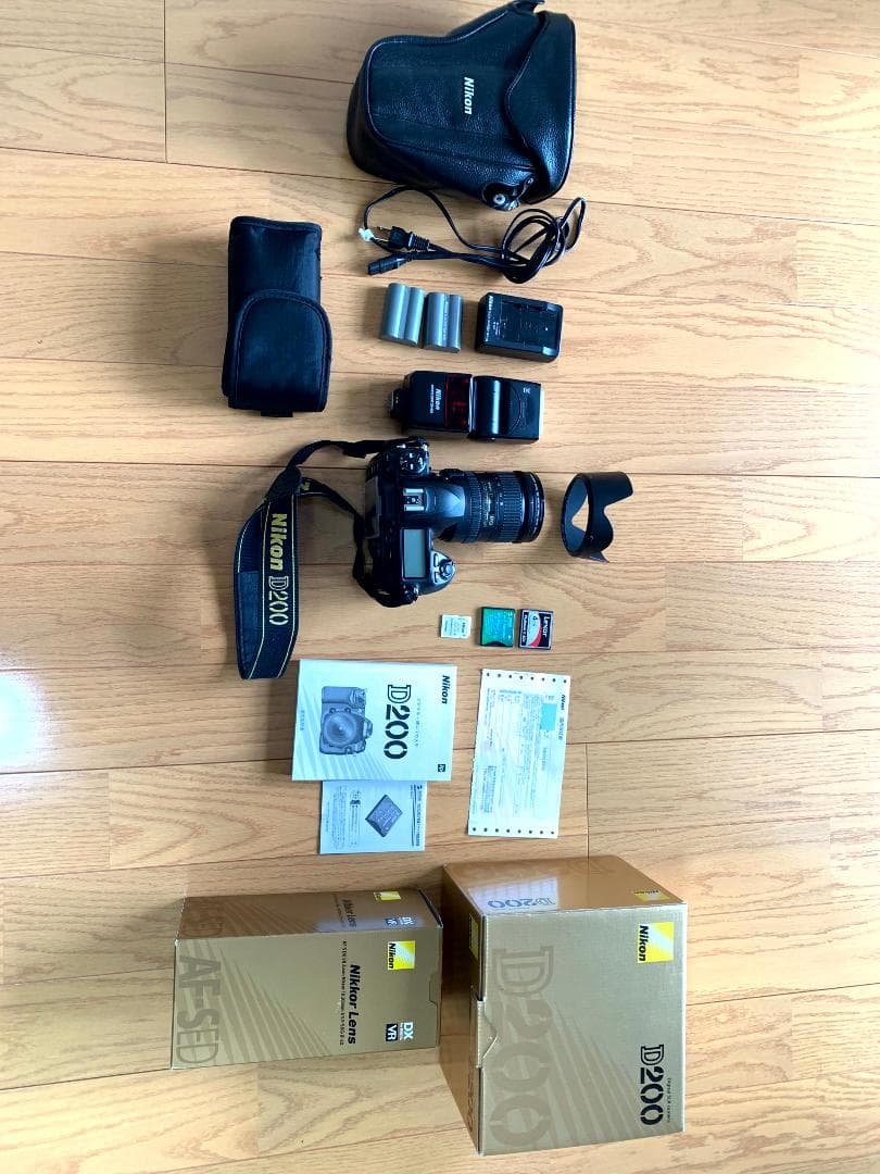 D200 一式 ニコン ニッコール スピードライト 鉄道撮影 紅葉撮り D200 一式 ニコン ニッコール スピードライト 鉄道撮影 紅葉撮り D200