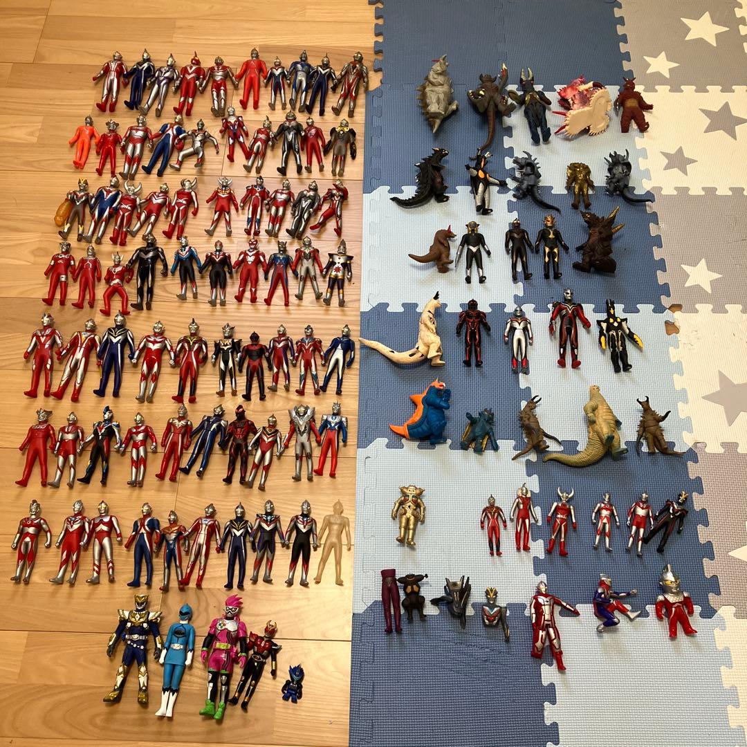 ウルトラマンシリーズ フィギュア 100体　まとめ売り　おまけ付き ウルトラマン 怪獣等フィギュア 13体 まとめ売り オマケでパチモン怪獣