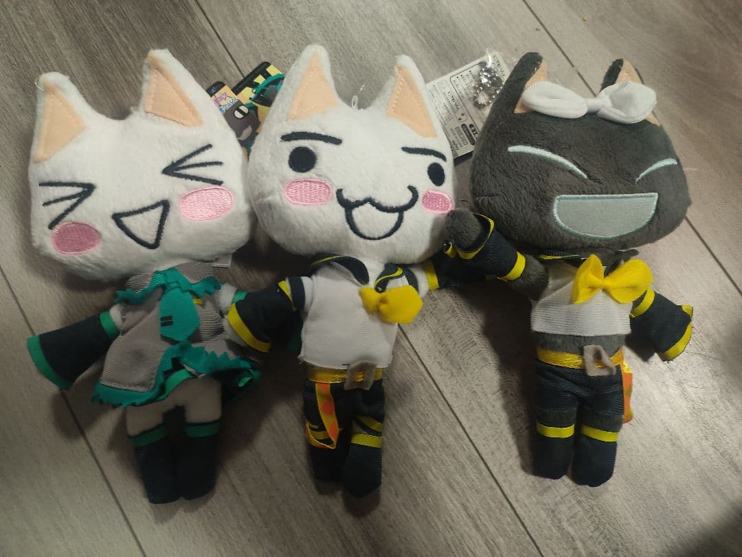 どこでもいっしょ　コスプレニャ！マスコット（ミク・リン・レンver） 3種セット 2026年最新】どこでもいっしょ 初音ミクの人気アイテム - メルカリ