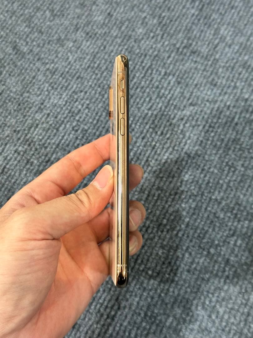 iPhone XS 256GB ゴールド 本体 - メルカリ