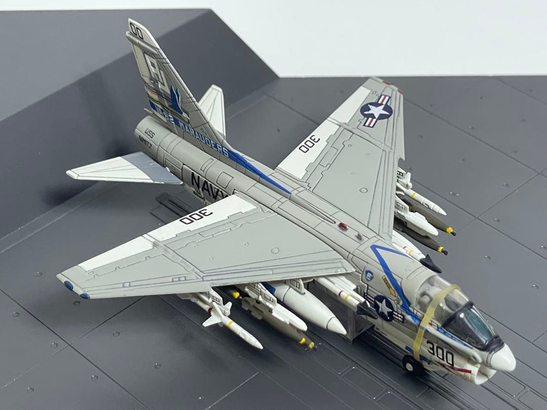 センチュリーウイングス 1/144 A-7E コルセアⅡ マローダーズ 1978